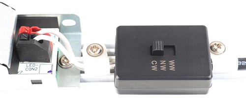 Pragmalux LED Spiegelarmatuur Aqualis vierkant IP44 IK03 900mm 20W 2250-2600lm 2700K-3000K-4000K 3-CCT wit RAL9016-4